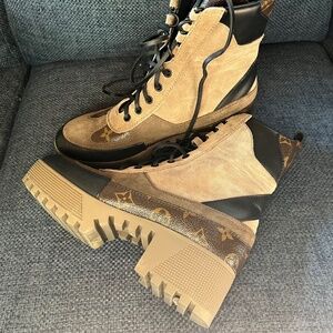 Platform Desert Boot